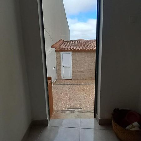 Alvito Guest House - Comfortable Room With Private Bathroom Lisbon Exterior photo