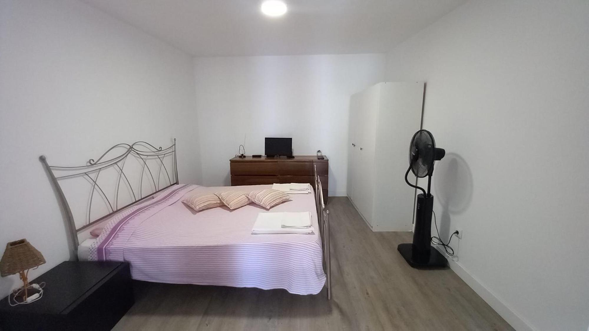 Alvito Guest House - Comfortable Room With Private Bathroom Lisbon Exterior photo